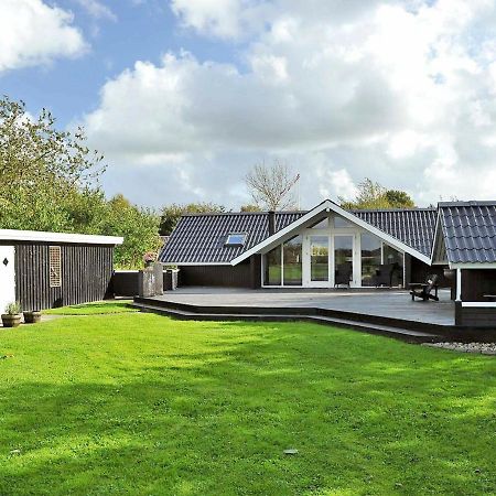 6 Person Holiday Home In Ansager エクステリア 写真