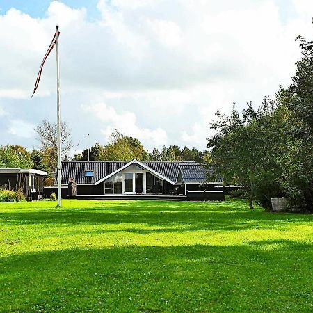 6 Person Holiday Home In Ansager エクステリア 写真