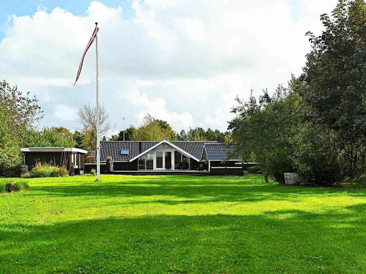 6 Person Holiday Home In Ansager エクステリア 写真