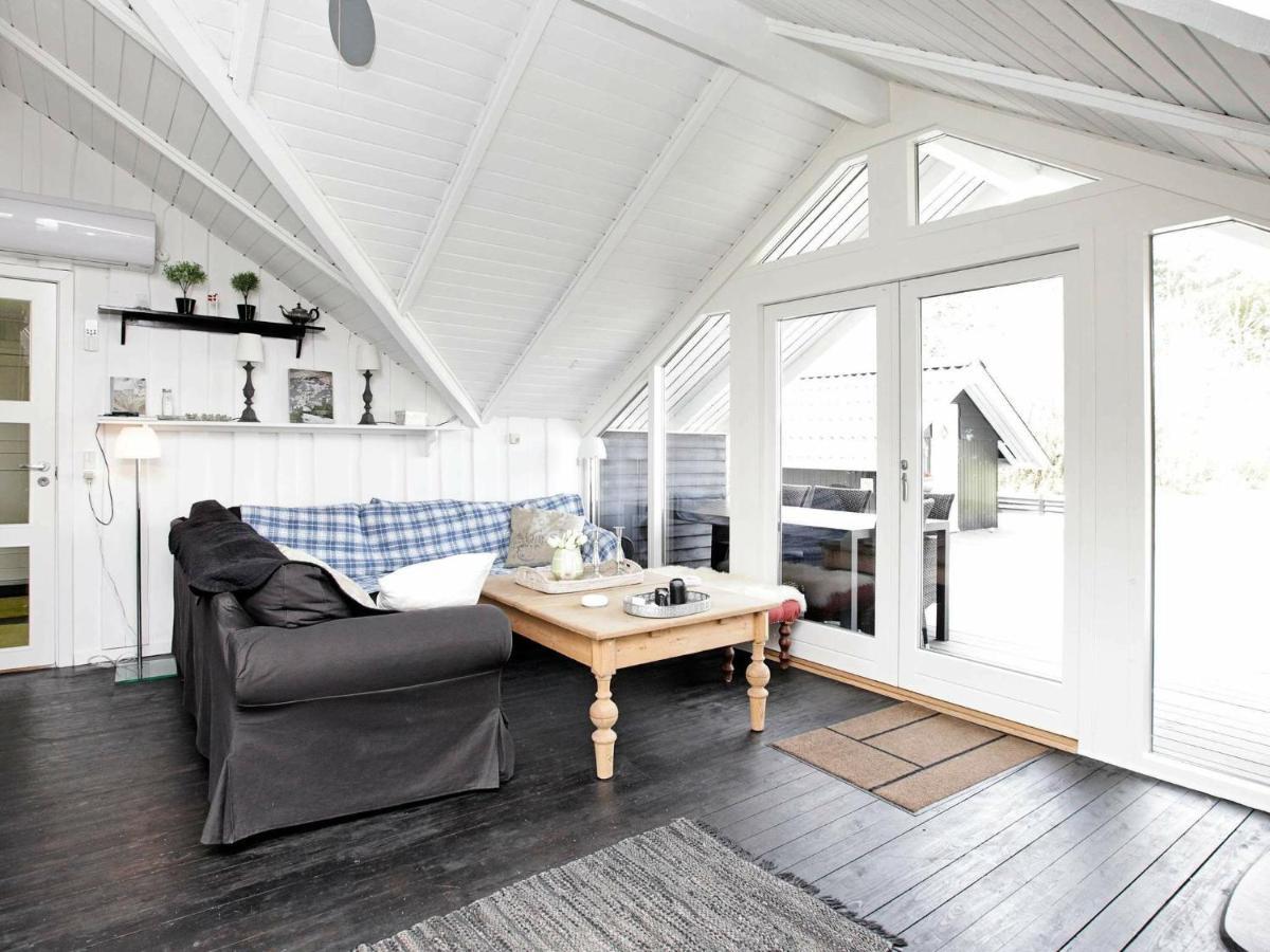 6 Person Holiday Home In Ansager エクステリア 写真